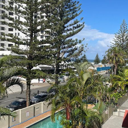 Surfers Paradise- Meters From The Beach! Gold Coast Exterior foto