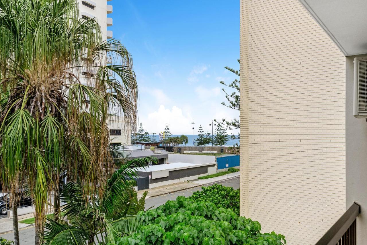 Surfers Paradise- Meters From The Beach! Gold Coast Exterior foto